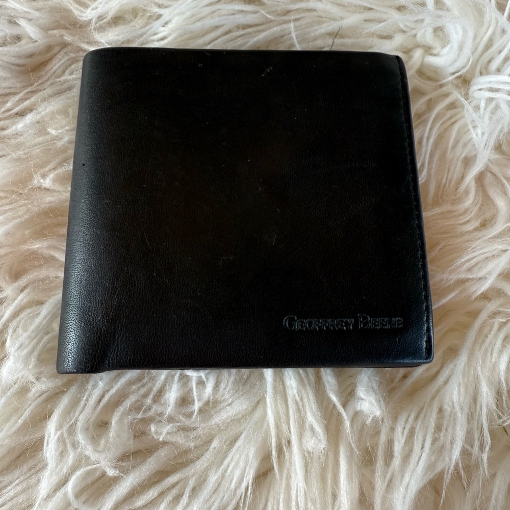 Geoffrey Beene Black Leather Card Holder